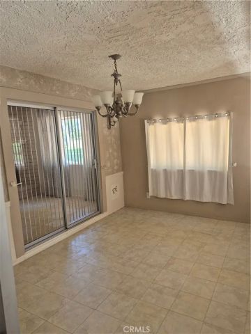 1925 Silver Oak Way, Hemet, CA 92545