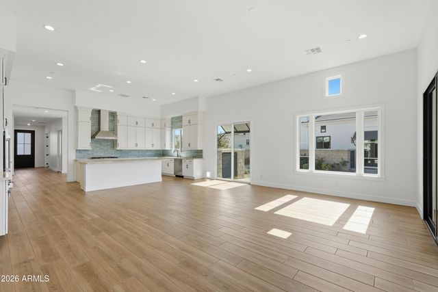 3298 S QUINN Avenue, Gilbert, AZ 85297