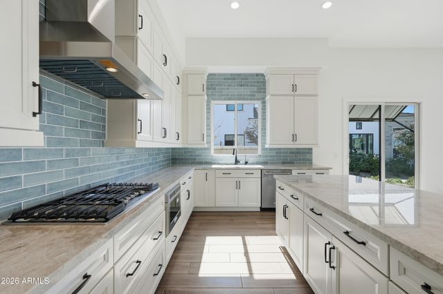 3298 S QUINN Avenue, Gilbert, AZ 85297