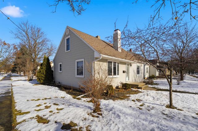 204 E 3RD STREET, Kimberly, WI 54136