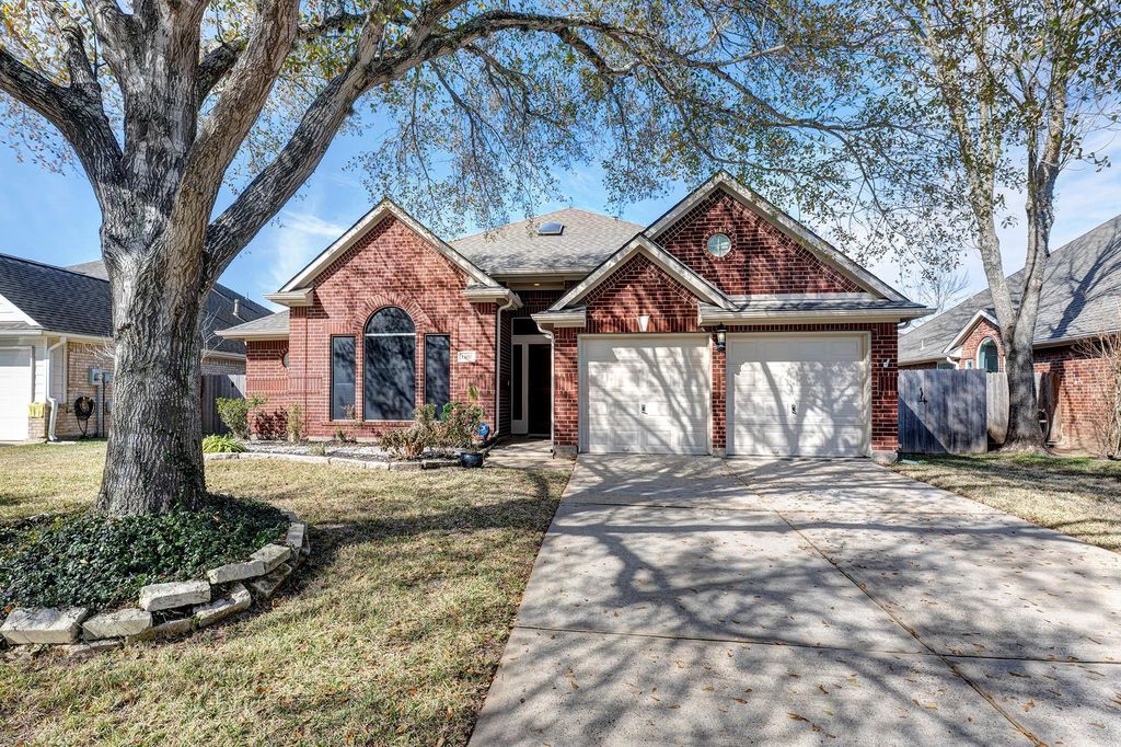 1507 Hidden Terrace Drive, Sugar Land, TX 77479