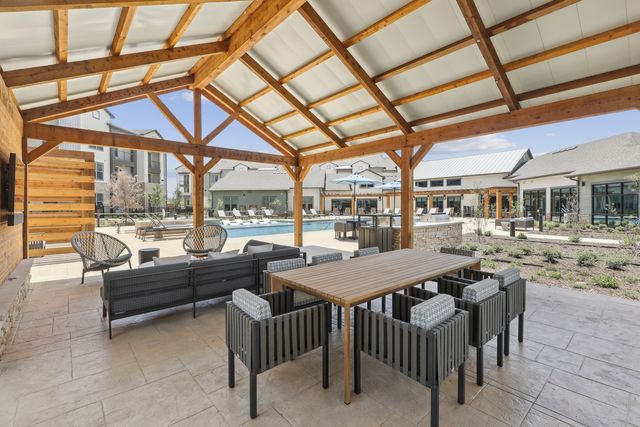 9301 Brewer Boulevard 7202, Fort Worth, TX 76123