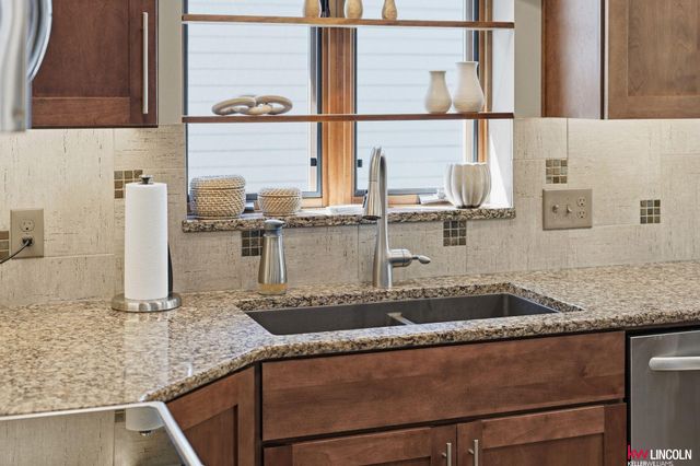 7656 Baldwin Avenue, Lincoln, NE 68507