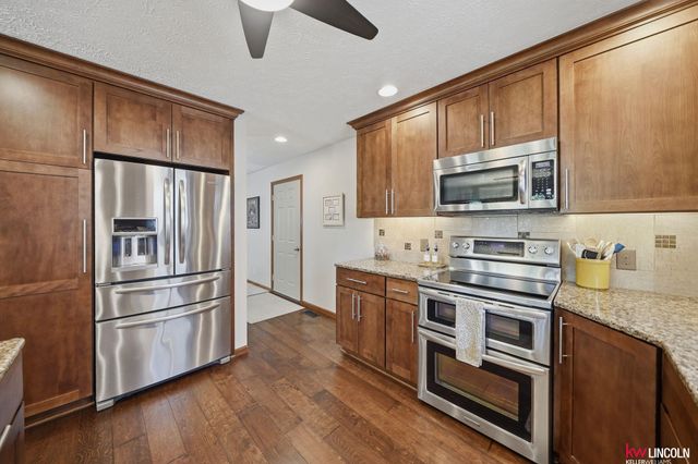 7656 Baldwin Avenue, Lincoln, NE 68507