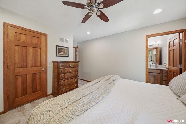 7656 Baldwin Avenue, Lincoln, NE 68507