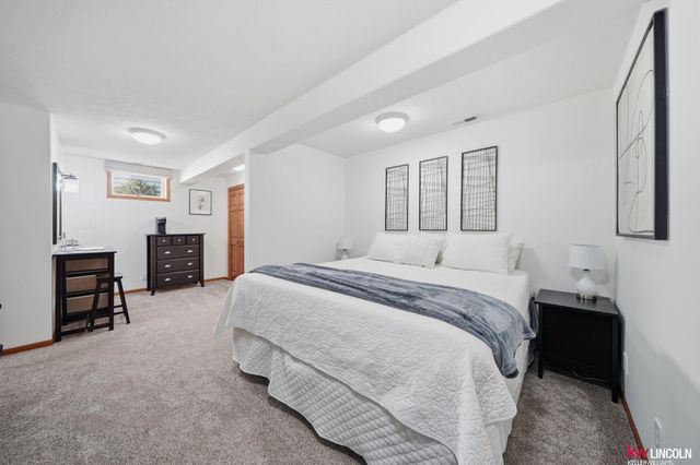 7656 Baldwin Avenue, Lincoln, NE 68507