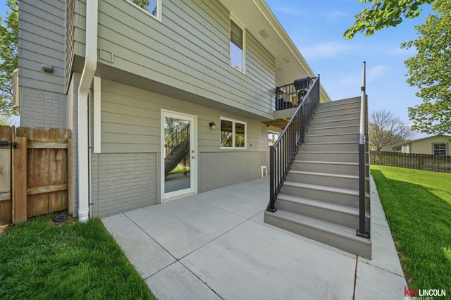 7656 Baldwin Avenue, Lincoln, NE 68507