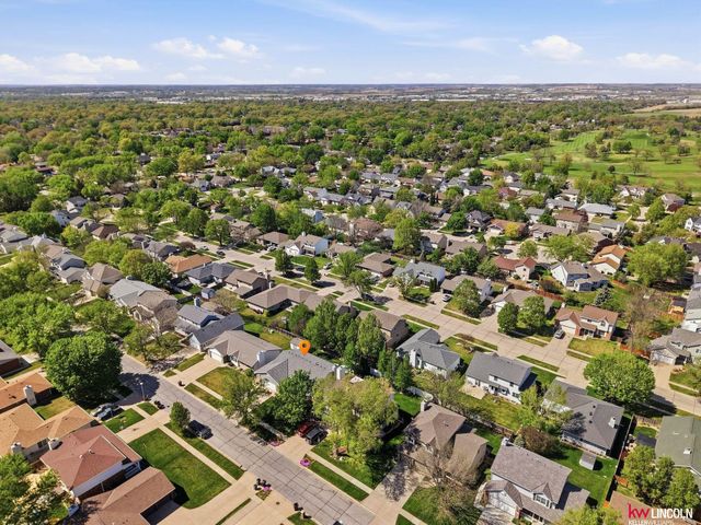 7656 Baldwin Avenue, Lincoln, NE 68507