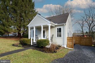220 SHADY DR, State College, PA 16801