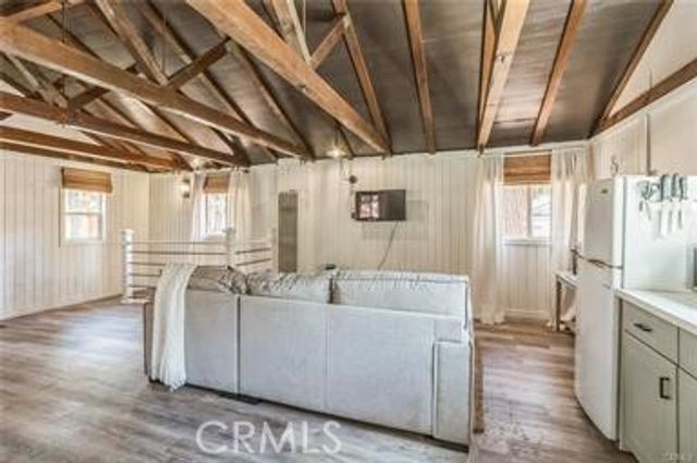 33401 Bluebird Drive, Green Valley Lake, CA 92341