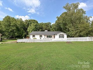 3849 Bon Rea Drive, Charlotte, NC 28226