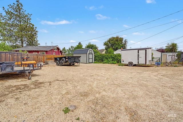 709 9th St. S, Nampa, ID 83651