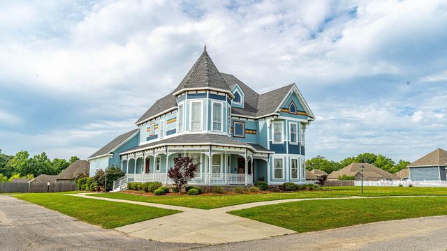 414 Legacy Blvd., Hattiesburg, MS 39402