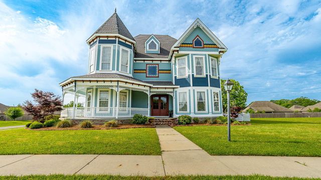 414 Legacy Blvd., Hattiesburg, MS 39402