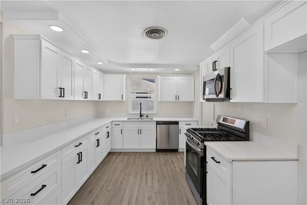 605 Donner Street, Las Vegas, NV 89107 — photo 2