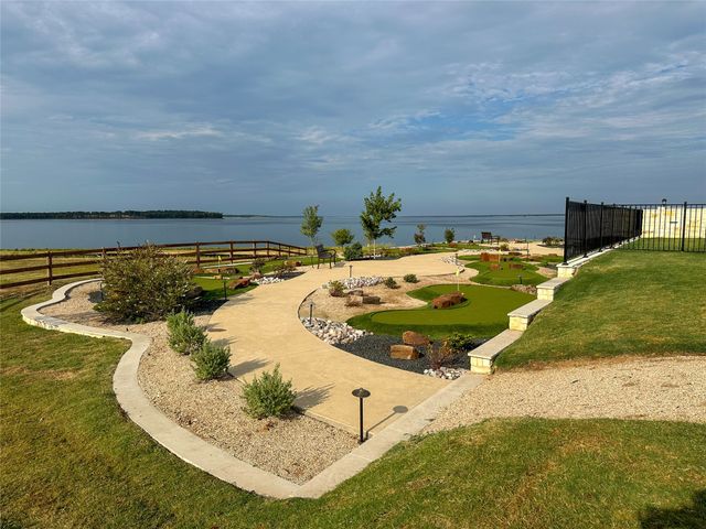 215 Cove Side Court, Honey Grove, TX 75446