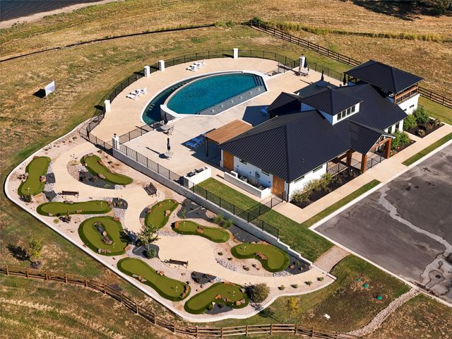 215 Cove Side Court, Honey Grove, TX 75446