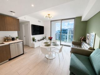 1600 SW 1st Avenue 906, Miami, FL 33129