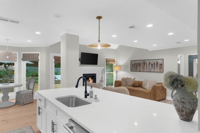 205 Mayfield Circle, Alpharetta, GA 30009