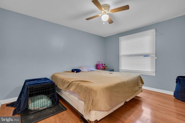 5926 BERRY DR, Mays Landing, NJ 08330