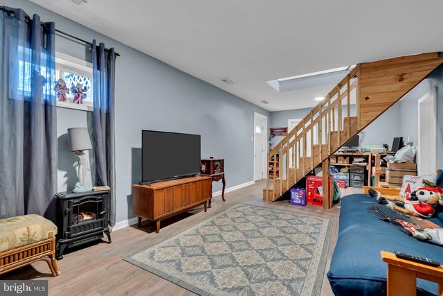 5926 BERRY DR, Mays Landing, NJ 08330