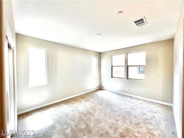 667 Solar Citrine Street, Las Vegas, NV 89138