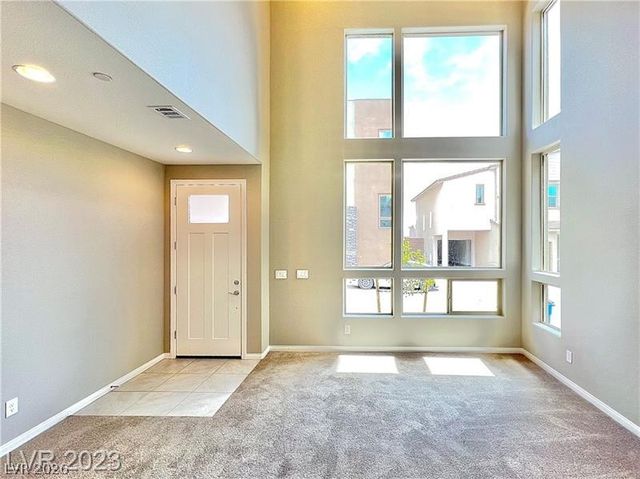 667 Solar Citrine Street, Las Vegas, NV 89138