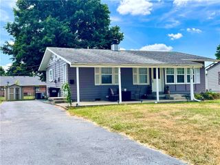 124 W Oak Street, West Alexandria, OH 45381