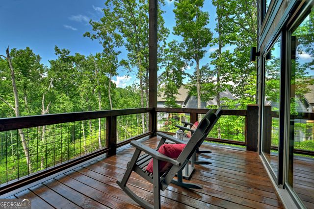590 Deer Crest Road, Blue Ridge, GA 30513
