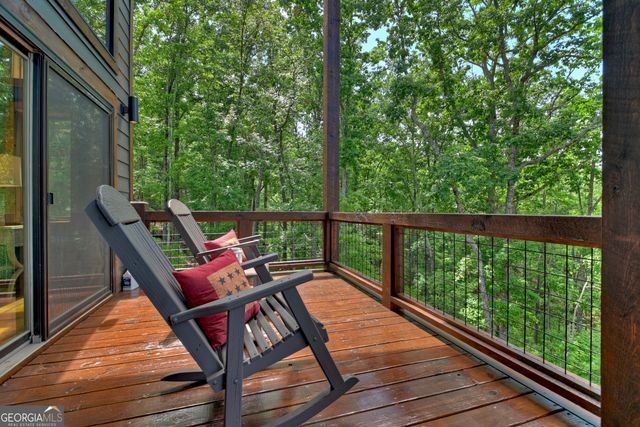 590 Deer Crest Road, Blue Ridge, GA 30513