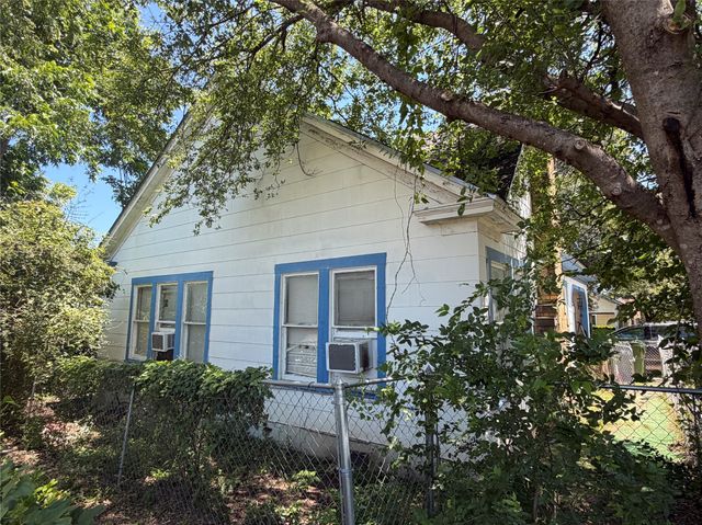 2525 Proctor Avenue, Waco, TX 76708