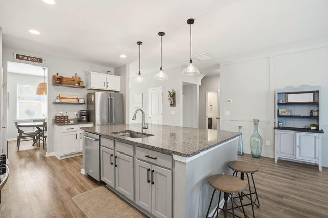 711 Kilarney Road, Summerville, SC 29483