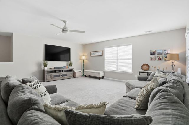 711 Kilarney Road, Summerville, SC 29483