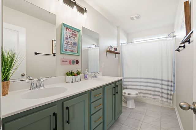 711 Kilarney Road, Summerville, SC 29483