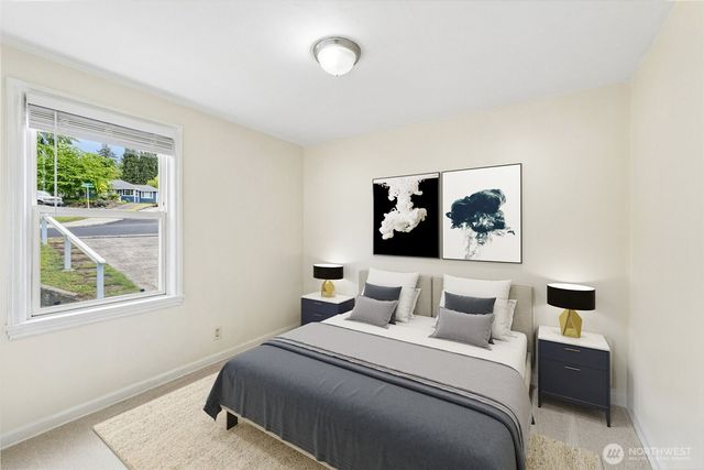 517 Bronson Way NE, Renton, WA 98056