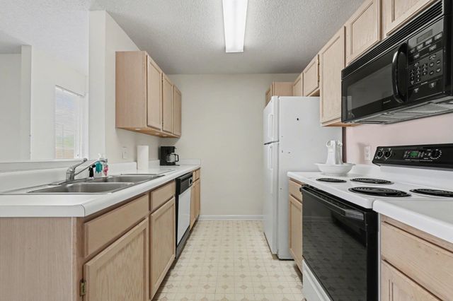 2268 Clearwater Dr Apt G, Myrtle Beach, SC 29575