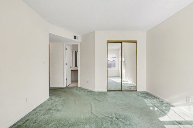 2268 Clearwater Dr Apt G, Myrtle Beach, SC 29575