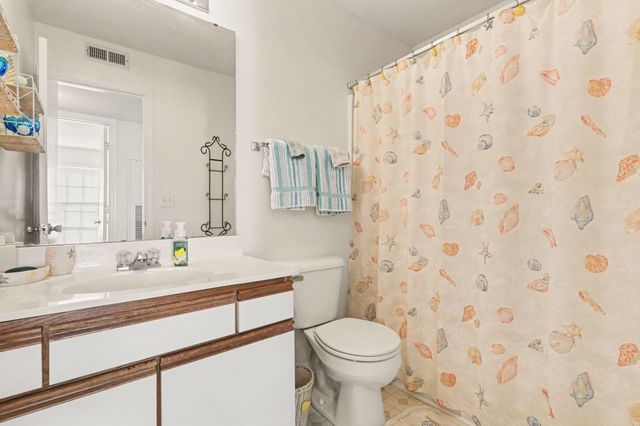 2268 Clearwater Dr Apt G, Myrtle Beach, SC 29575