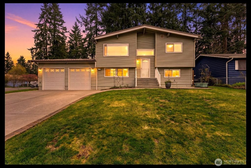 14050 91st Place NE, Kirkland, WA 98034