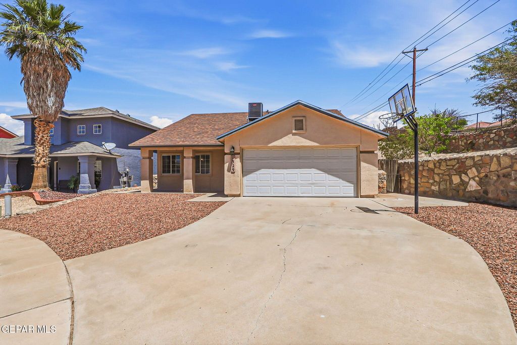 1329 THUNDER BOLT Court, El Paso, TX 79936