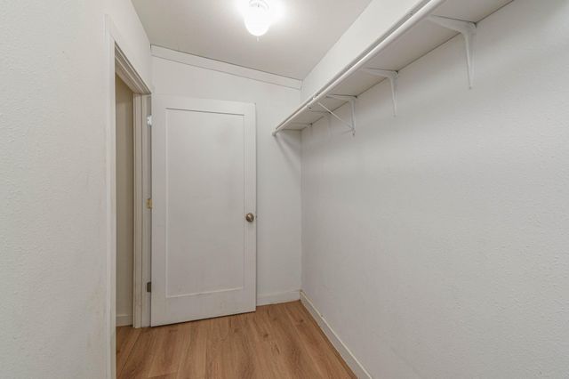 5880 Beech Drive, Montgomery, TX 77316