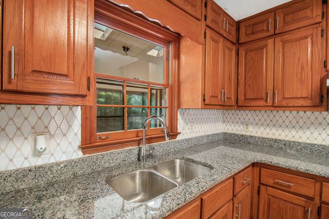 1820 Colonial South Drive SW, Conyers, GA 30094