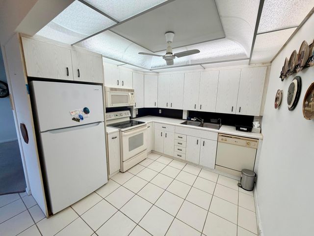 3010 REXFORD A, Boca Raton, FL 33434