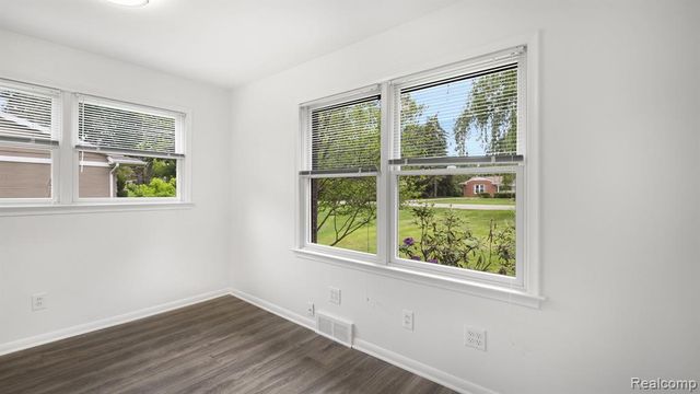 4845 Keithdale Lane, Bloomfield Hills, MI 48302
