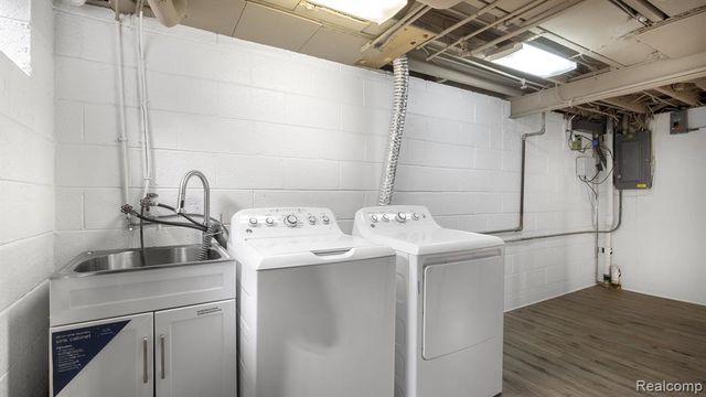 4845 Keithdale Lane, Bloomfield Hills, MI 48302