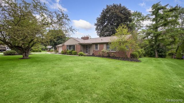 4845 Keithdale Lane, Bloomfield Hills, MI 48302