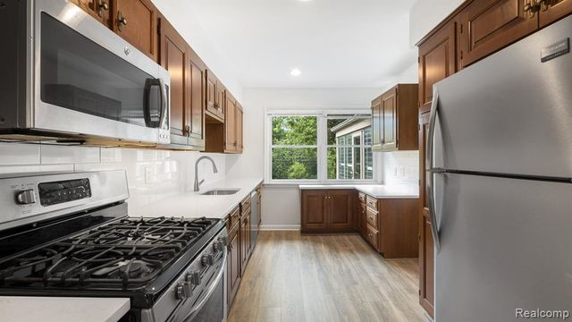 4845 Keithdale Lane, Bloomfield Hills, MI 48302