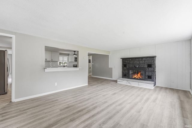 18111 Faylor Drive, Huntertown, IN 46748