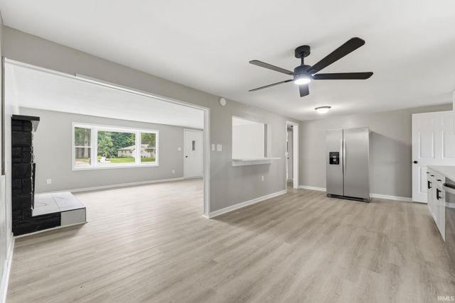 18111 Faylor Drive, Huntertown, IN 46748