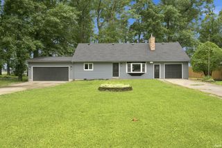 18111 Faylor Drive, Huntertown, IN 46748